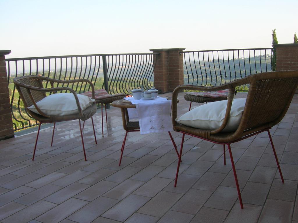Podere Ghiole Montespertoli Ruang foto